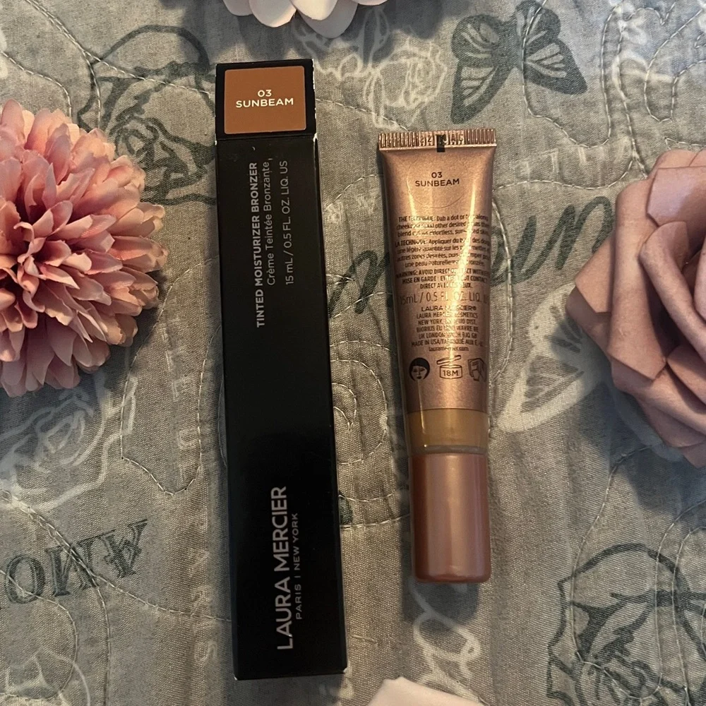 Laura Mercier Tinted Moisturizer Bronzer 03 Sunbeam